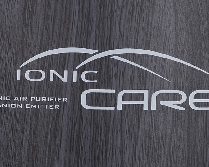 Čistička vzduchu Ionic-CARE antracitové dřevo detail